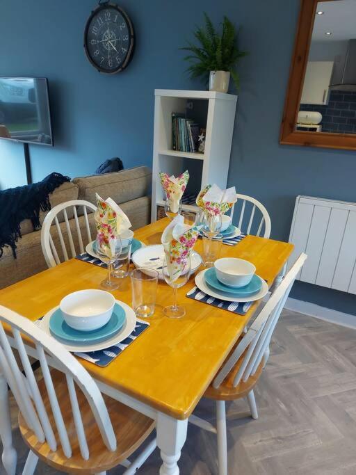 Vila Galwad Y Mor A Coastal Escape In Pembrokeshire'S National Parks Lamphey Exteriér fotografie